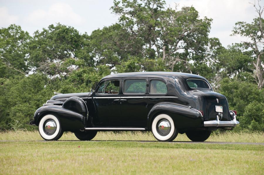  Cadillac Series 75 7-Passenger Imperial Sedan 1940 года  (фото 22 из 22)